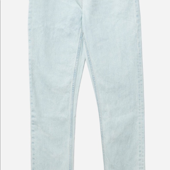 COPY - NWT EVERLANE 90’s cheeky jean 28 distressed pale blue - Picture 2 of 2
